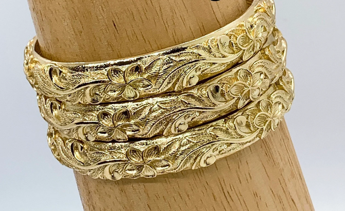 10mm 3D Floral Bangle - XB442
