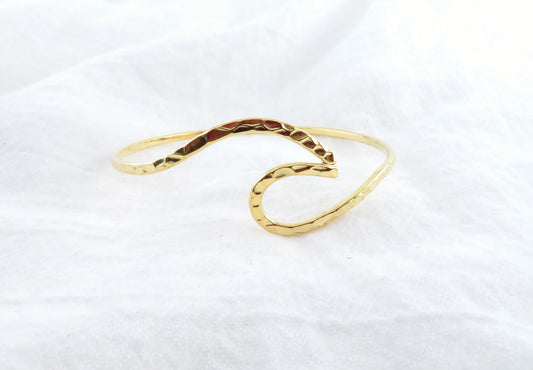 Glittery 3mm "Hammered" Wave Bangle - XB463