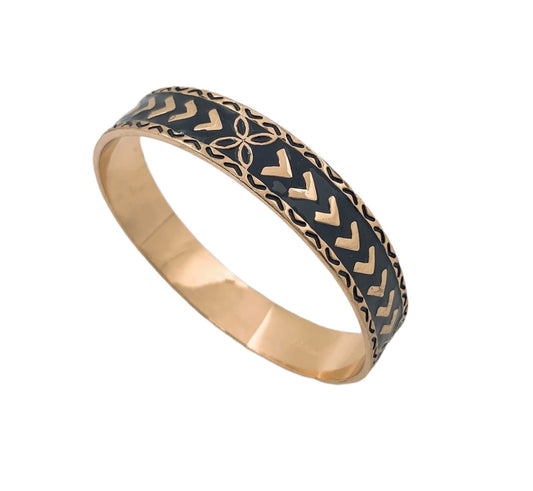 12mm Black Enamel Arrow Heavy Bangle - XB451